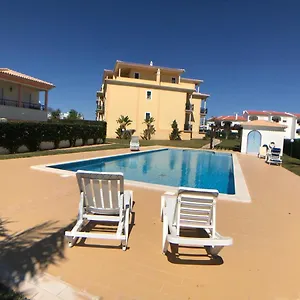Oura T1 Coral , Close To The Strip, Swimming Pool, Wi Fi, A/c Apartamento