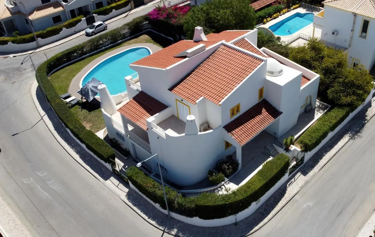 Villa Corcovada Albufeira